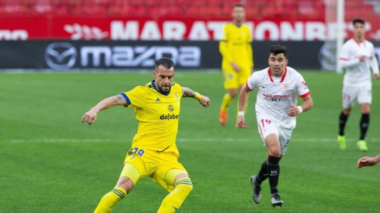 negredo repetirá en el once.