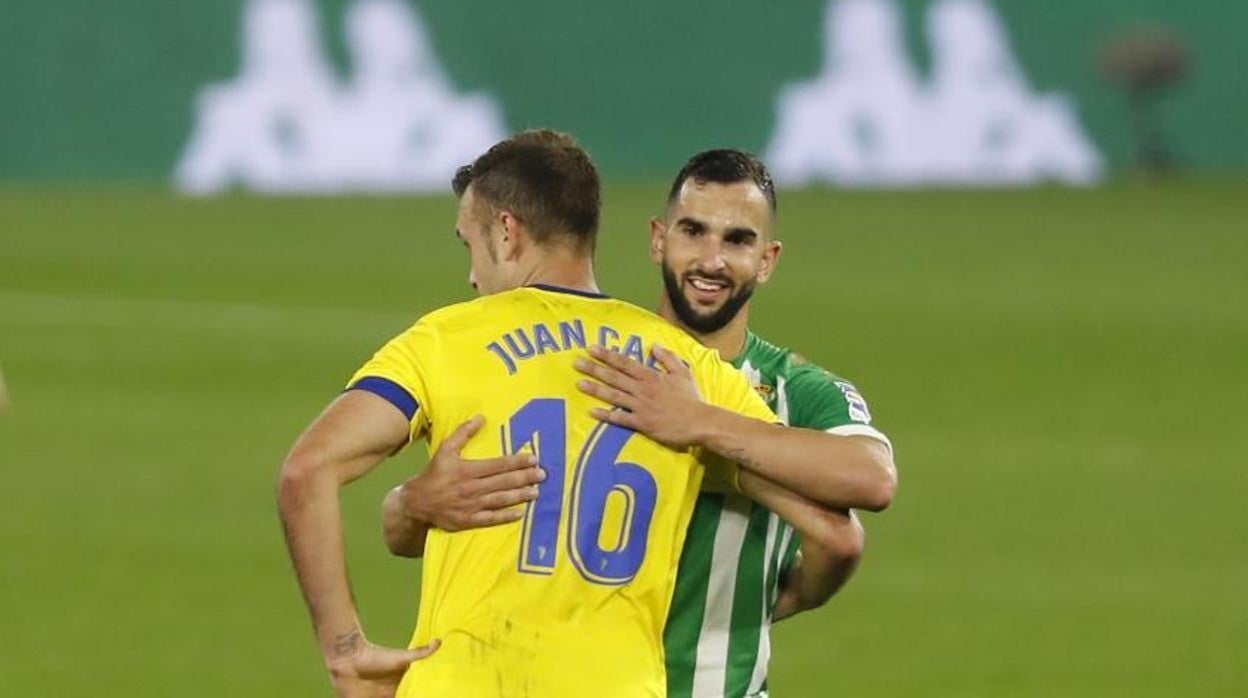 Cádiz CF y Real Betis se vuelven a ver las caras en un rectángulo de juego.