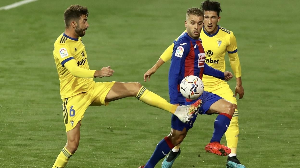 El Cádiz CF recibe al Eibar en el Estadio Ramón de Carranza.