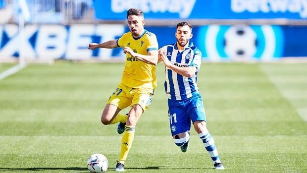 La irrupción de Sobrino en el Cádiz CF no sorprende en Valencia