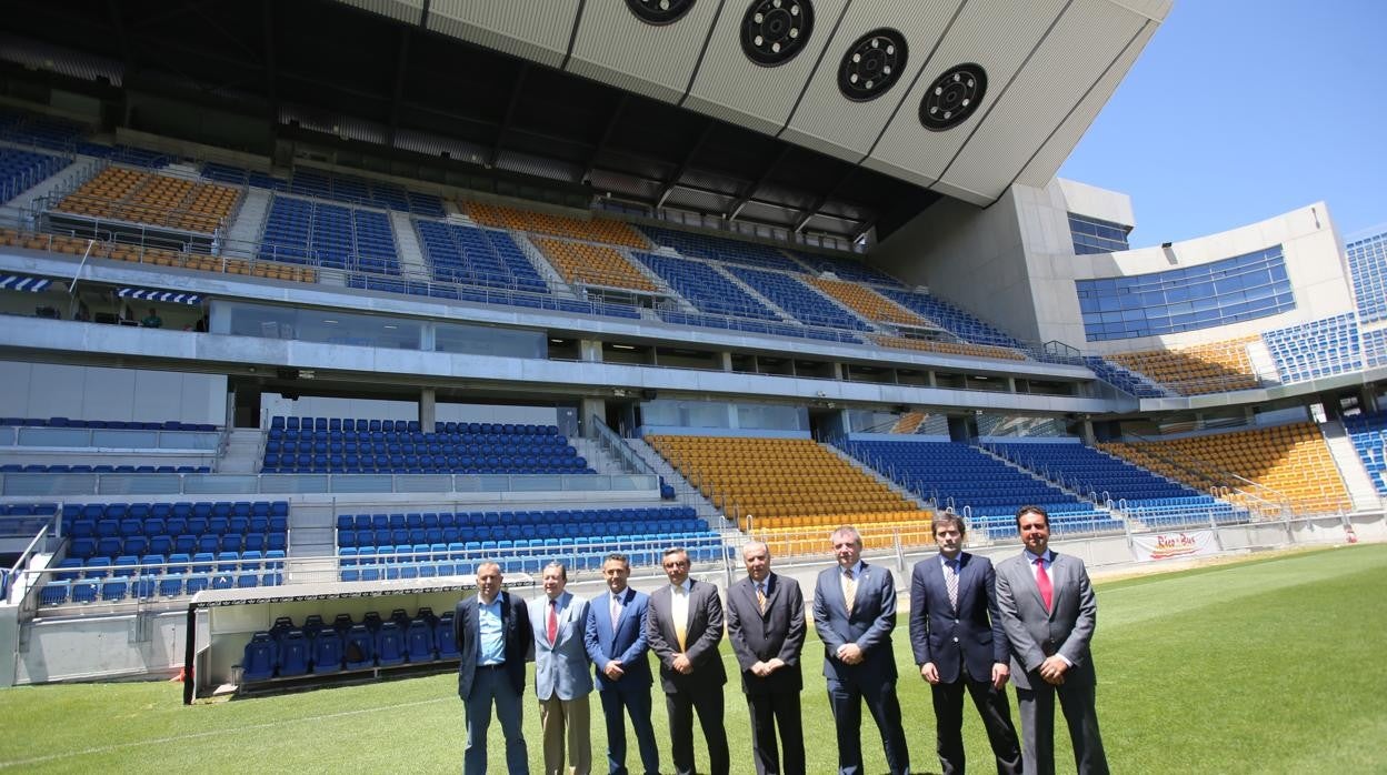 Primer consejo de administración del Cádiz CF con Locos por el Balón.