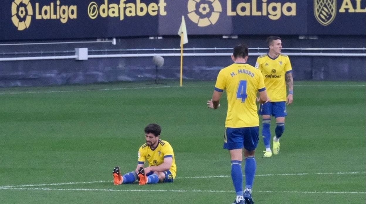 Mauro, Jairo y Salvi en el partido