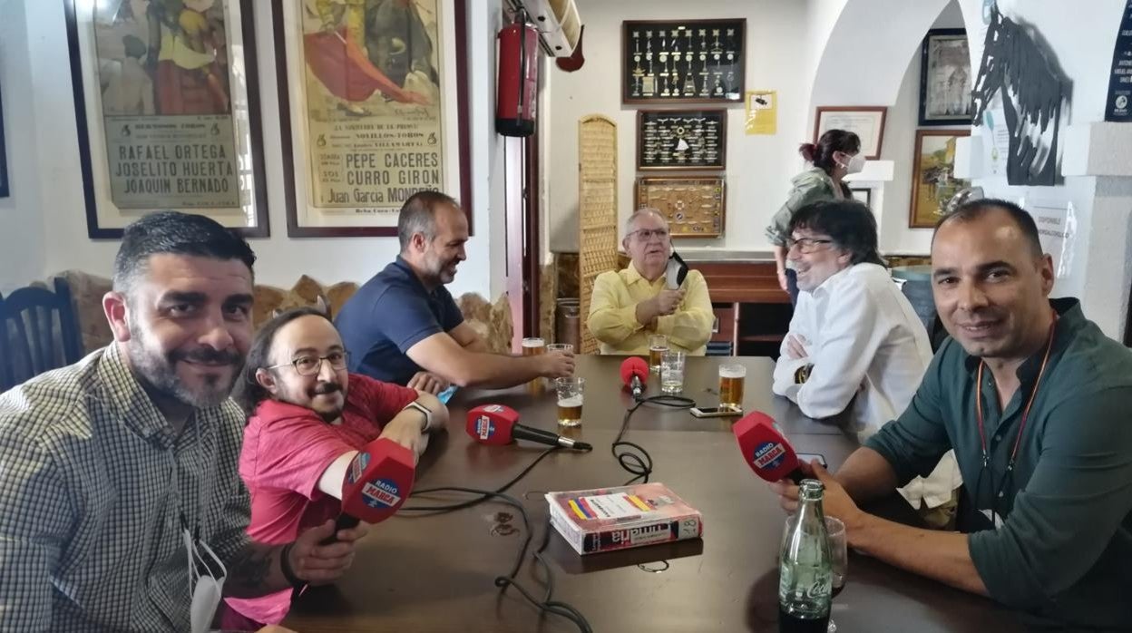 Enrique Ortiz y Jorge Cordero acudieron a la tertulia de Radio Marca en La Bodega.