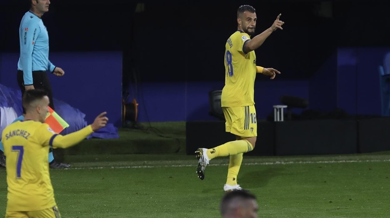 negredo celebra un gol en eibar.