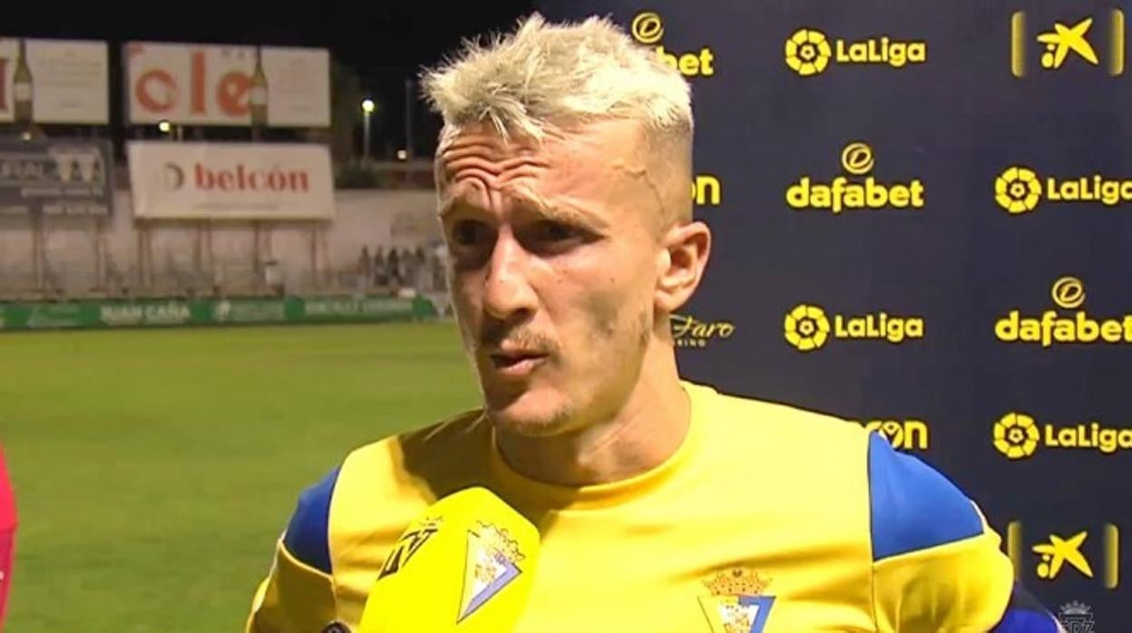 Salvi, extremo derecho del Cádiz CF.