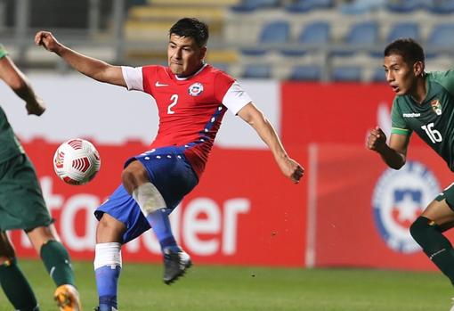 Tomás Alarcón, con la selección chilena.