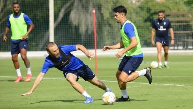 El primer rival directo aparece en la pretemporada