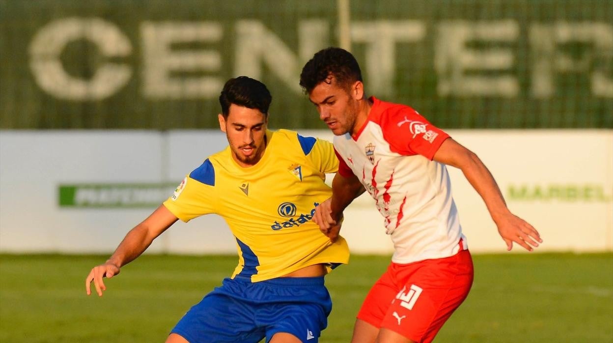 Martín Calderón ya ha debutado con el Cádiz CF en la pretemporada.