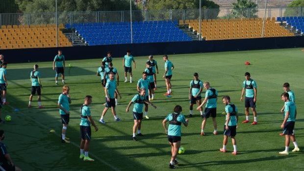 El Cádiz CF vuelve al trabajo
