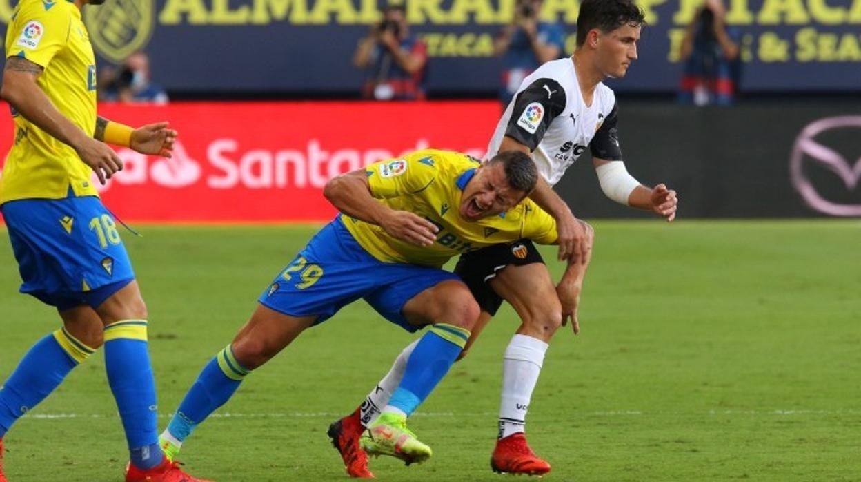 Osmajic jugó como titular ante el Valencia.