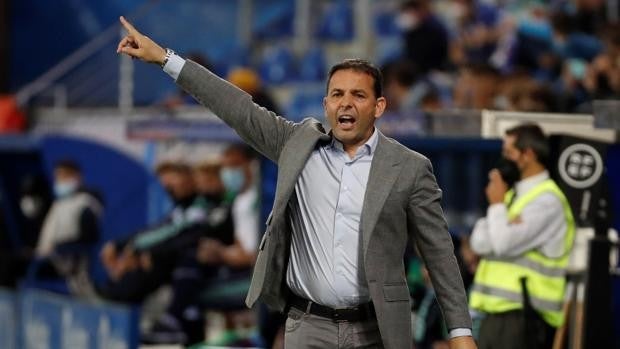 Javi Calleja: «El Alavés estará en Primera cuando acabe la temporada»