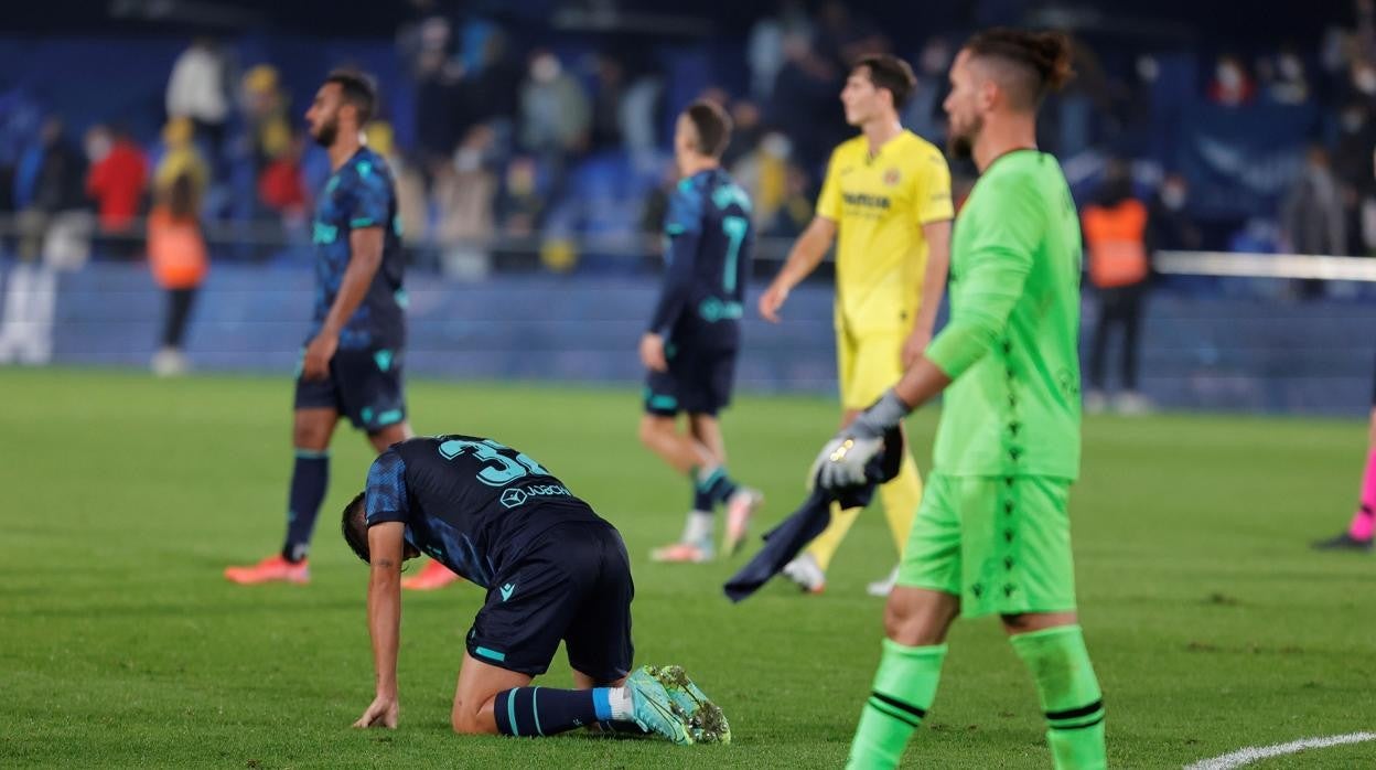 Chust y Conan, abatidos tras el empate del Villarreal.