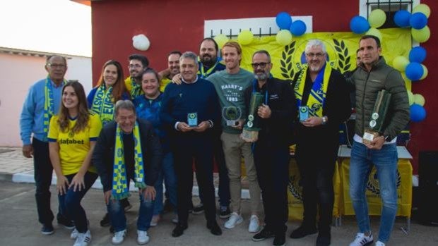 Cádiz CF: Reconocimientos del pasado recordados con euforia