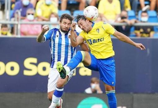 El Cádiz CF no pudo con la Real Sociedad (0-2).