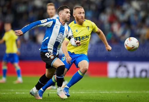 El Cádiz CF perdió 2-0 en Cornellá ante el Espanyol.