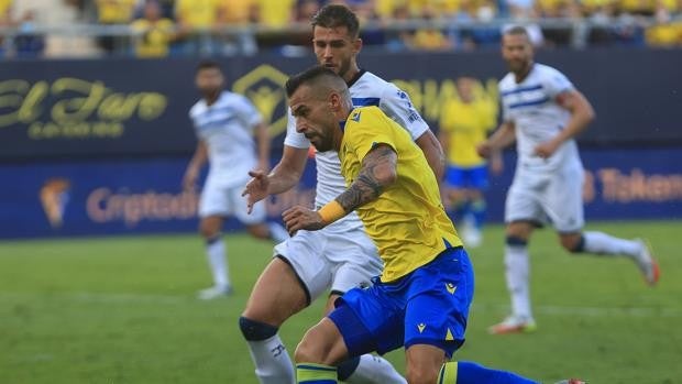 Las alineaciones del Villa de Fortuna - Cádiz