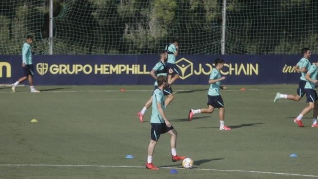 El posible once del Cádiz en Elche