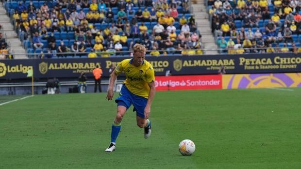 Las alineaciones del Elche - Cádiz