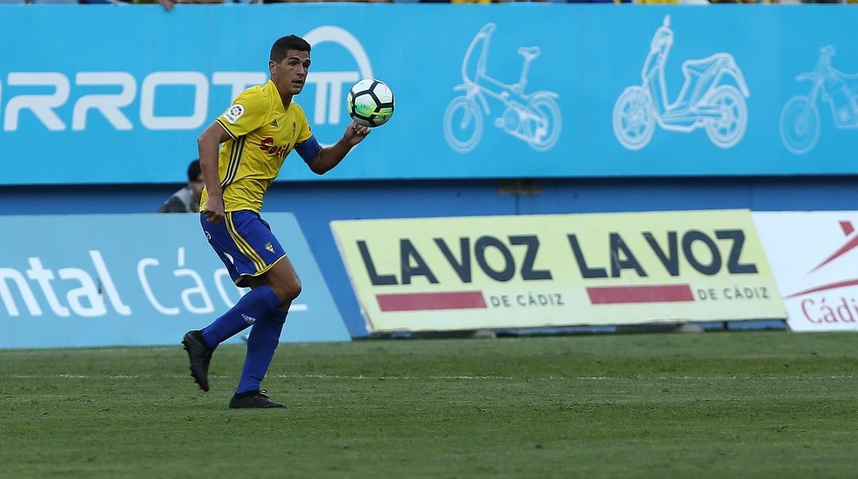 Jon Ander Garrido termina su etapa como jugador del Cádiz CF.