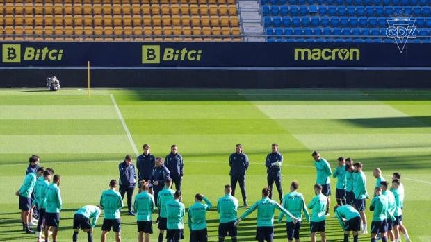 Sergio se lleva el entrenamiento al Nuevo Mirandilla