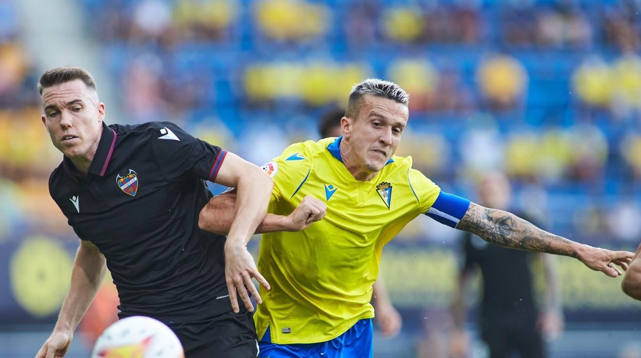 Levante - Cádiz: Horario, fecha, TV y dónde ver online