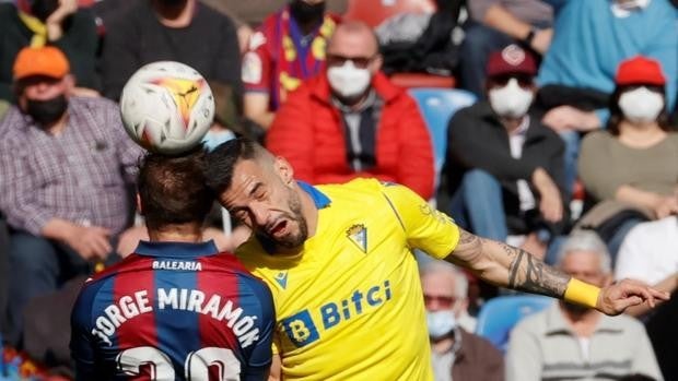 Levante - Cádiz (Crónica): Hay motivos para soñar (0-2)