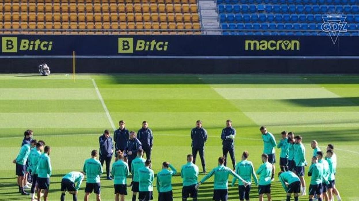 La plantilla ya se ejercitó en el estadio el día antes del partido contra el Espanyol.