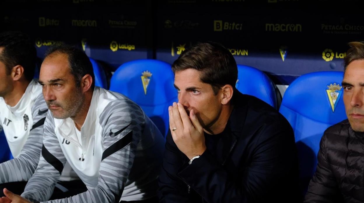 Robert Moreno, entrenador del Granada.