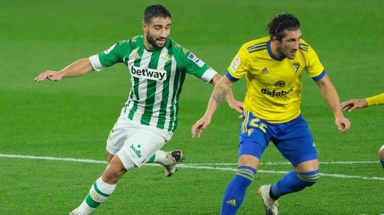 Fekir y Espino en el último Cádiz - Betis