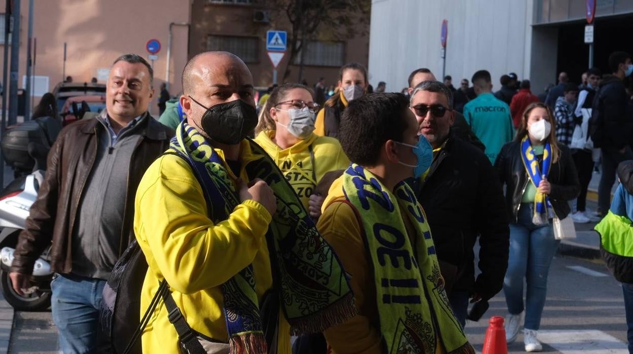 Los seguidores amarillos pueden animar al Cádiz CF en Mestalla ante el Valencia.