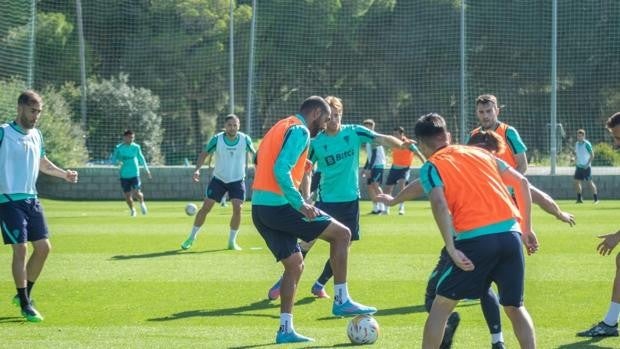 Las bajas del Cádiz CF para visitar el Camp Nou