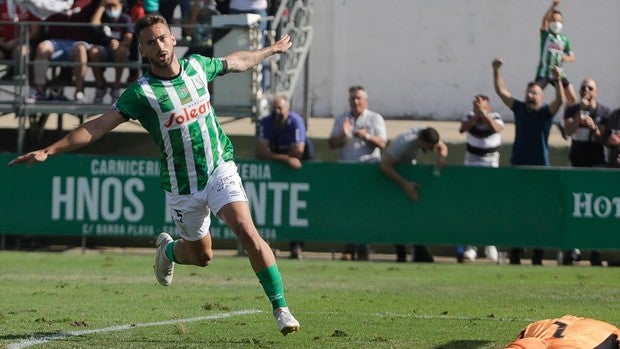 La primera gran decisión de Cala en el Atlético Sanluqueño