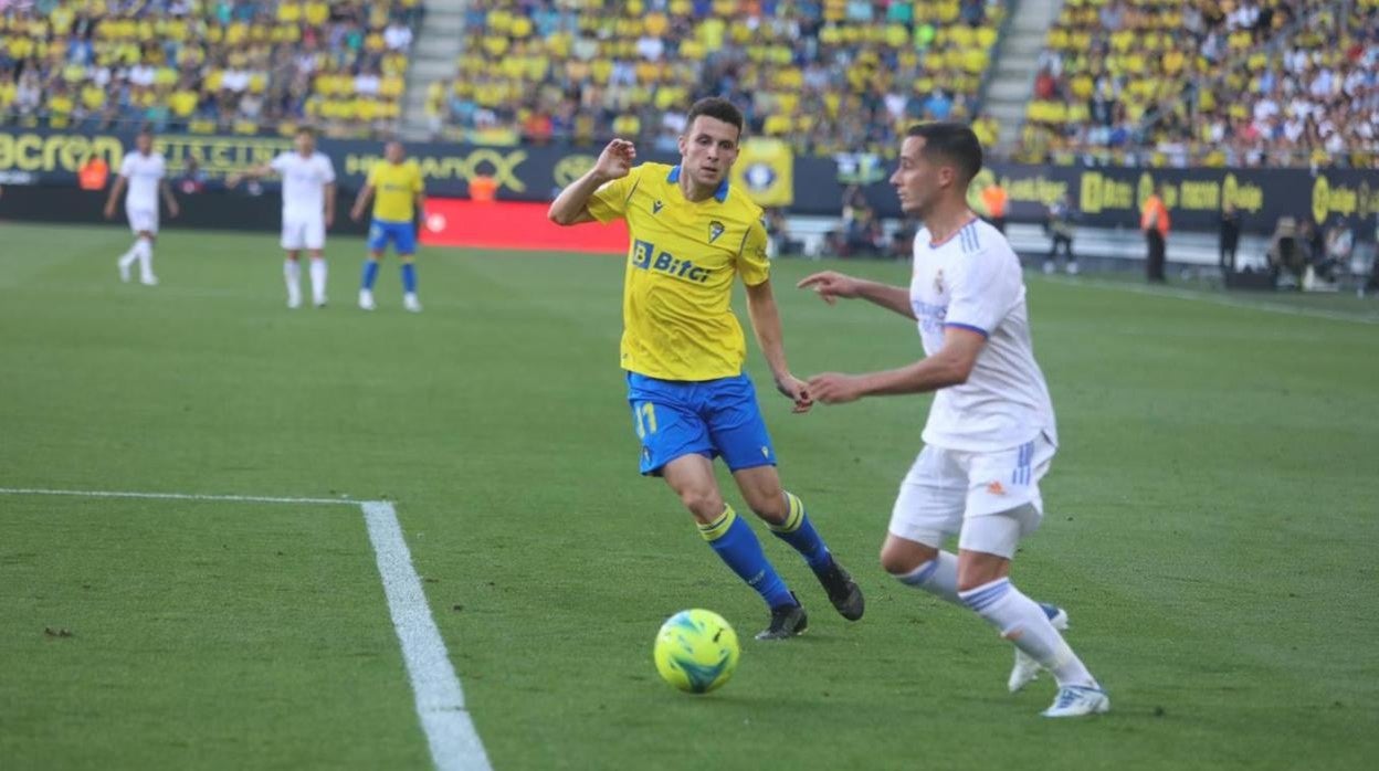 Oussama Idrissi jugó cedido en el Cádiz CF por el Sevilla FC.