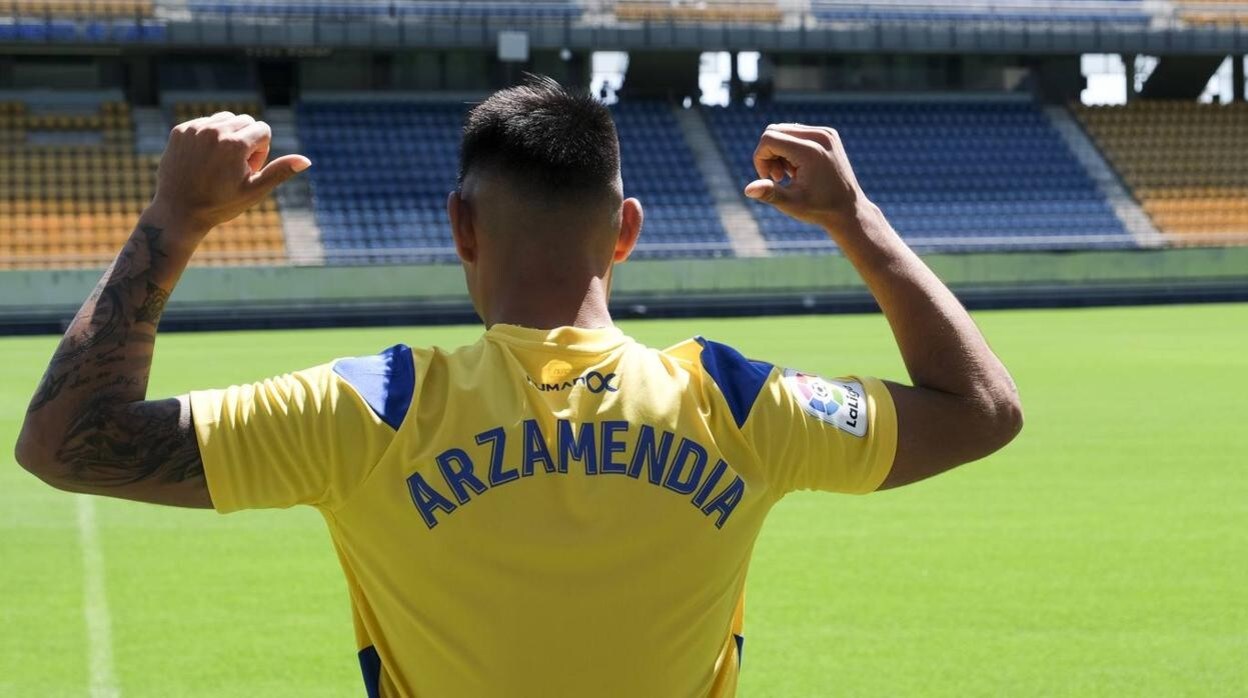 Santiago Arzamendia podría abandonar el Cádiz CF este verano.