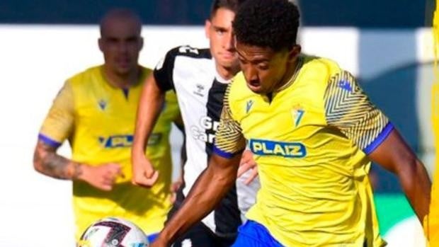 Choco gana peso en el Cádiz CF