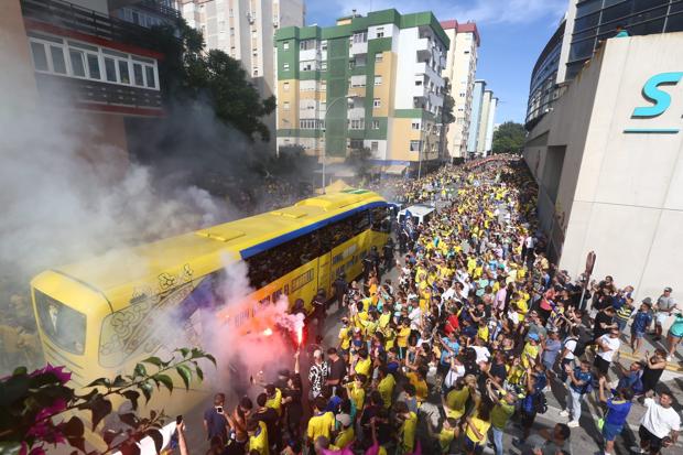 (Vídeo) El Cádiz vuelve a sentir el cariño