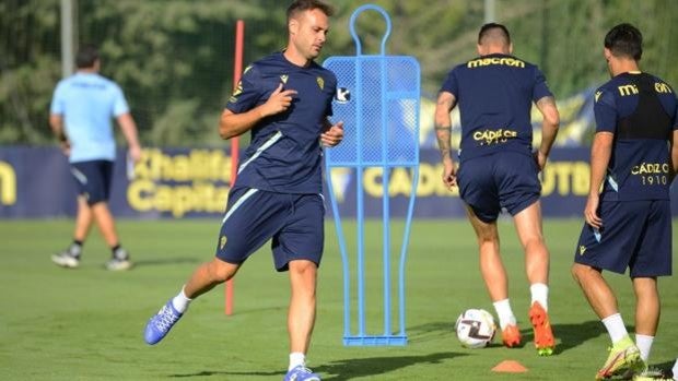 Choco Lozano es duda para Valladolid y Cala vuelve