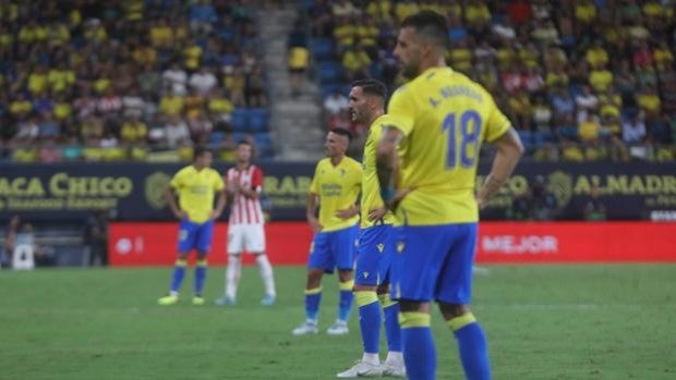 El Cádiz CF ya no es el farolillo rojo