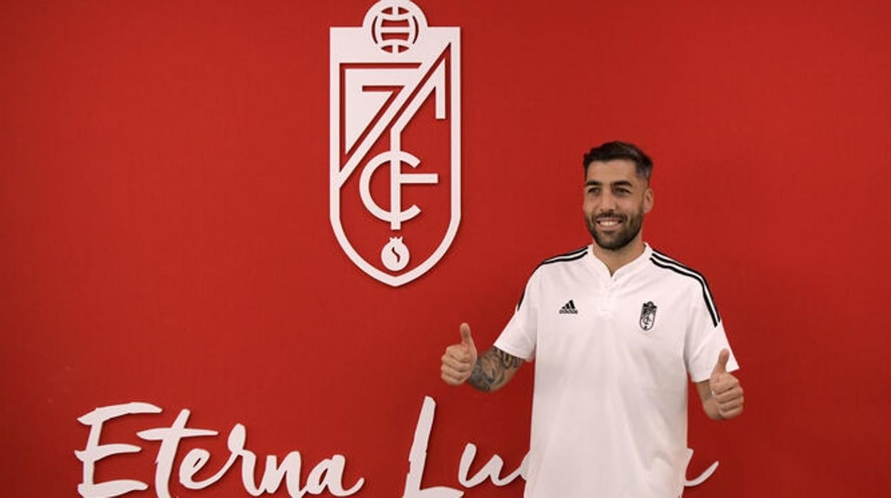 El jugador que regaló el Cádiz CF, contento en Granada