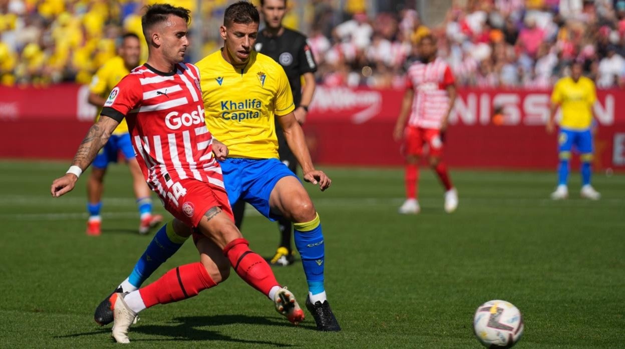 Lucas Pérez celebra su gol ante el Espanyol