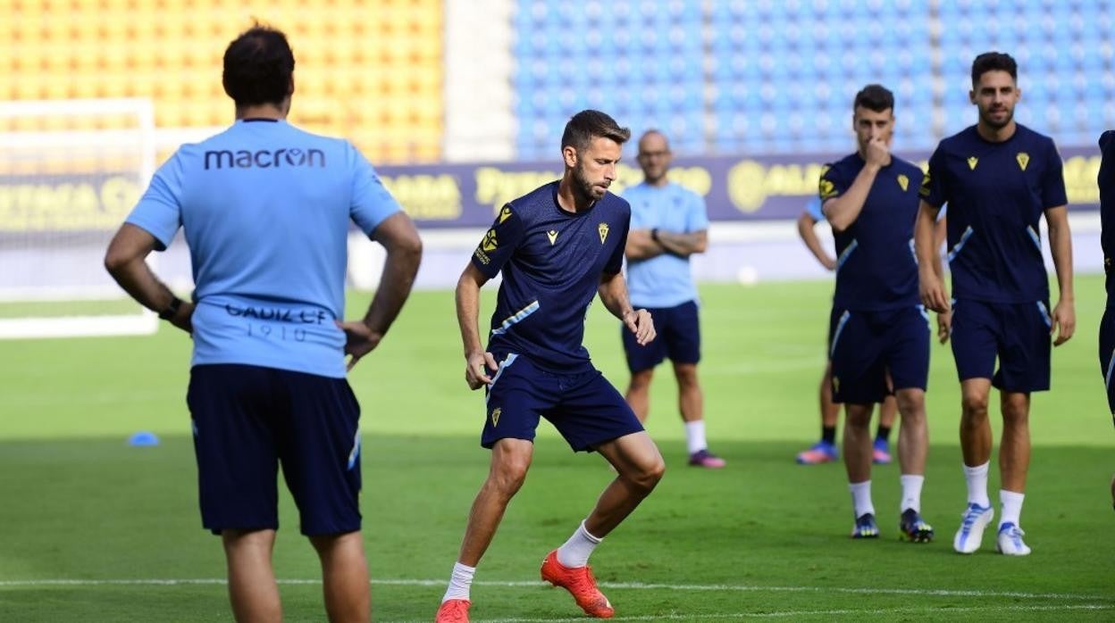 José Mari podrá ser titular ante el Betis.