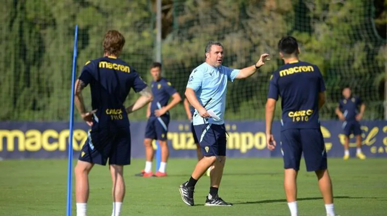Sergio en un entrenamiento del Cádiz