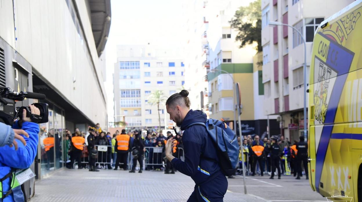 Ledesma , llegando al estadio.