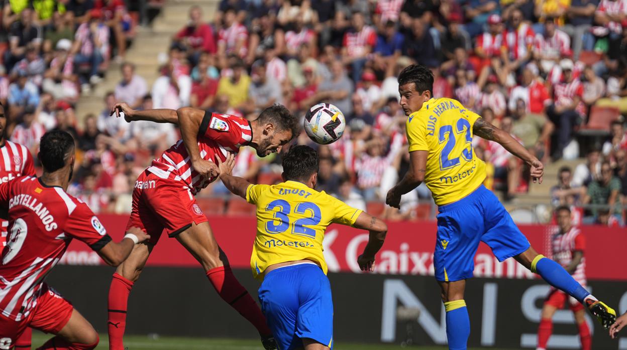 Jugada del Girona - Cádiz de la primera vuelta