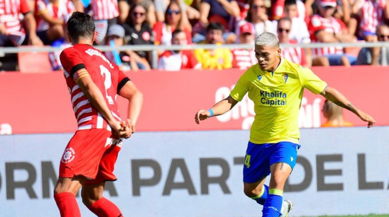 El Cádiz CF recibe este viernes por la noche al Girona en una nueva jornada liguera.