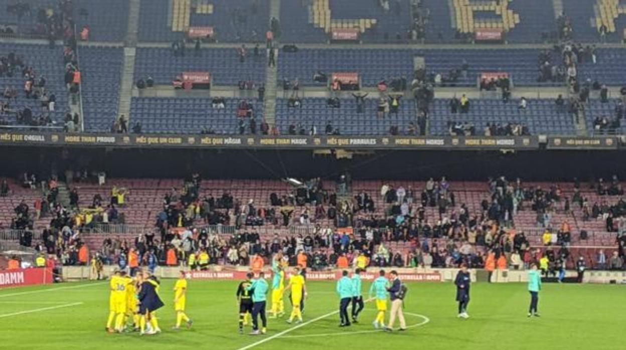 El Cádiz en su último partido en el Camp Nou