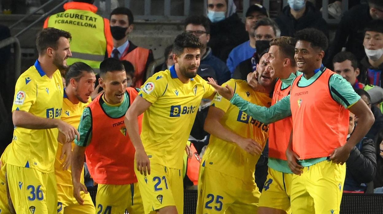 El Cádiz dio la sorpresa en su última visita al Camp Nou