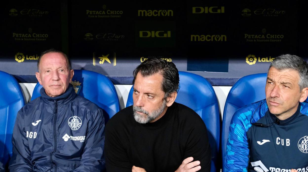 Quique Sánchez Flores en el banquillo de Carranza