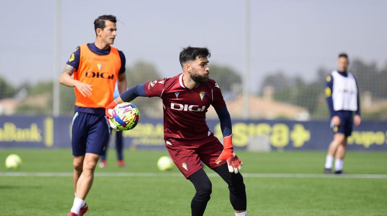 David Gil, en un entrenamiento.