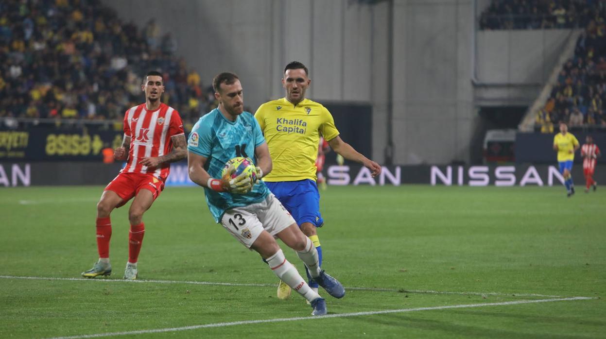 Fernando, guardameta titular del Almería.